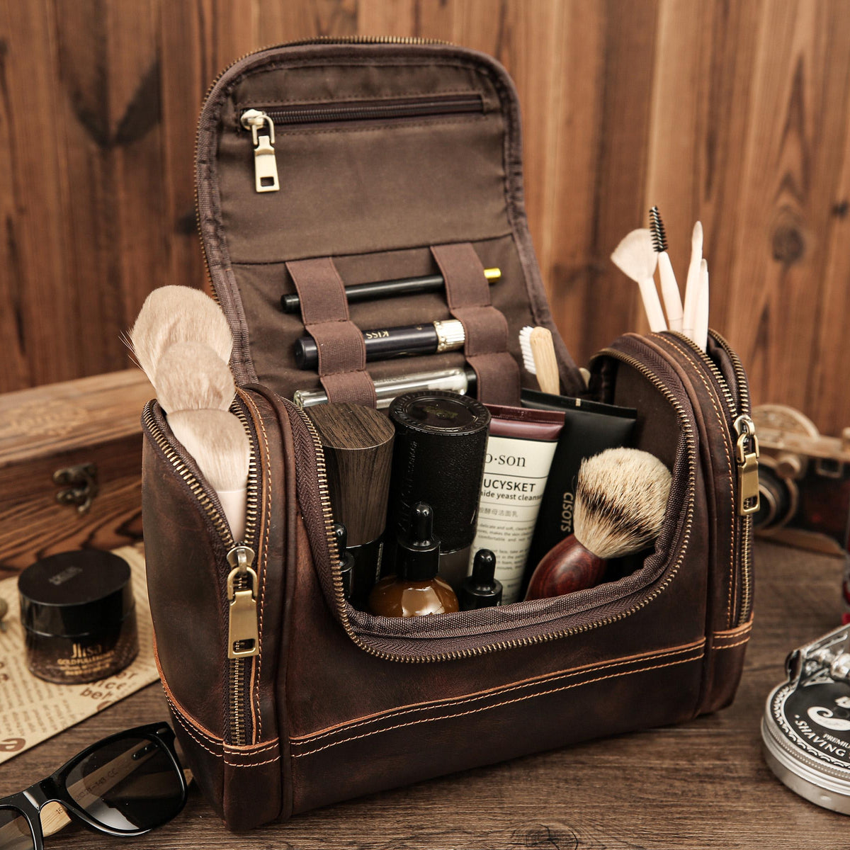 Personalized Leather Dopp Kit, Laser Engraved Men’s Toiletry Bag, Full Grain Leather Toiletry Bag, Gift for Him, Groomsmen